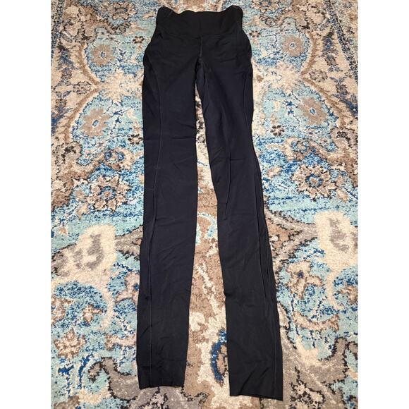 Lululemon Base Pace High-Rise Tight 2 - Picture 1 of 7